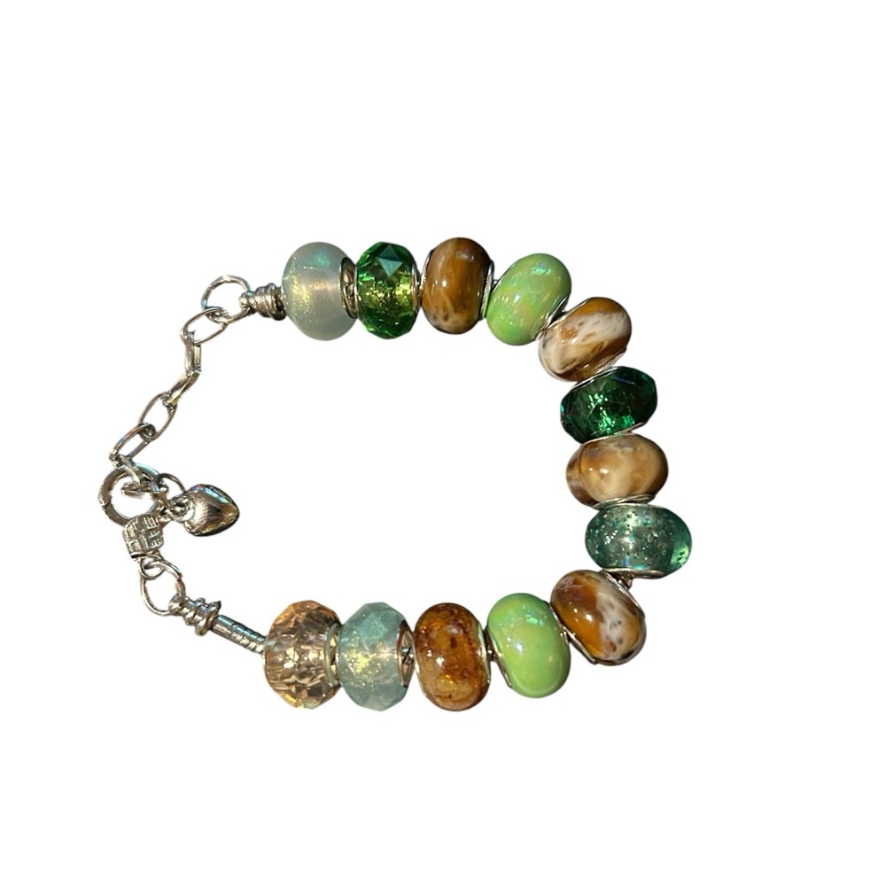 Elegant Green and Brown Beaded Bracelet